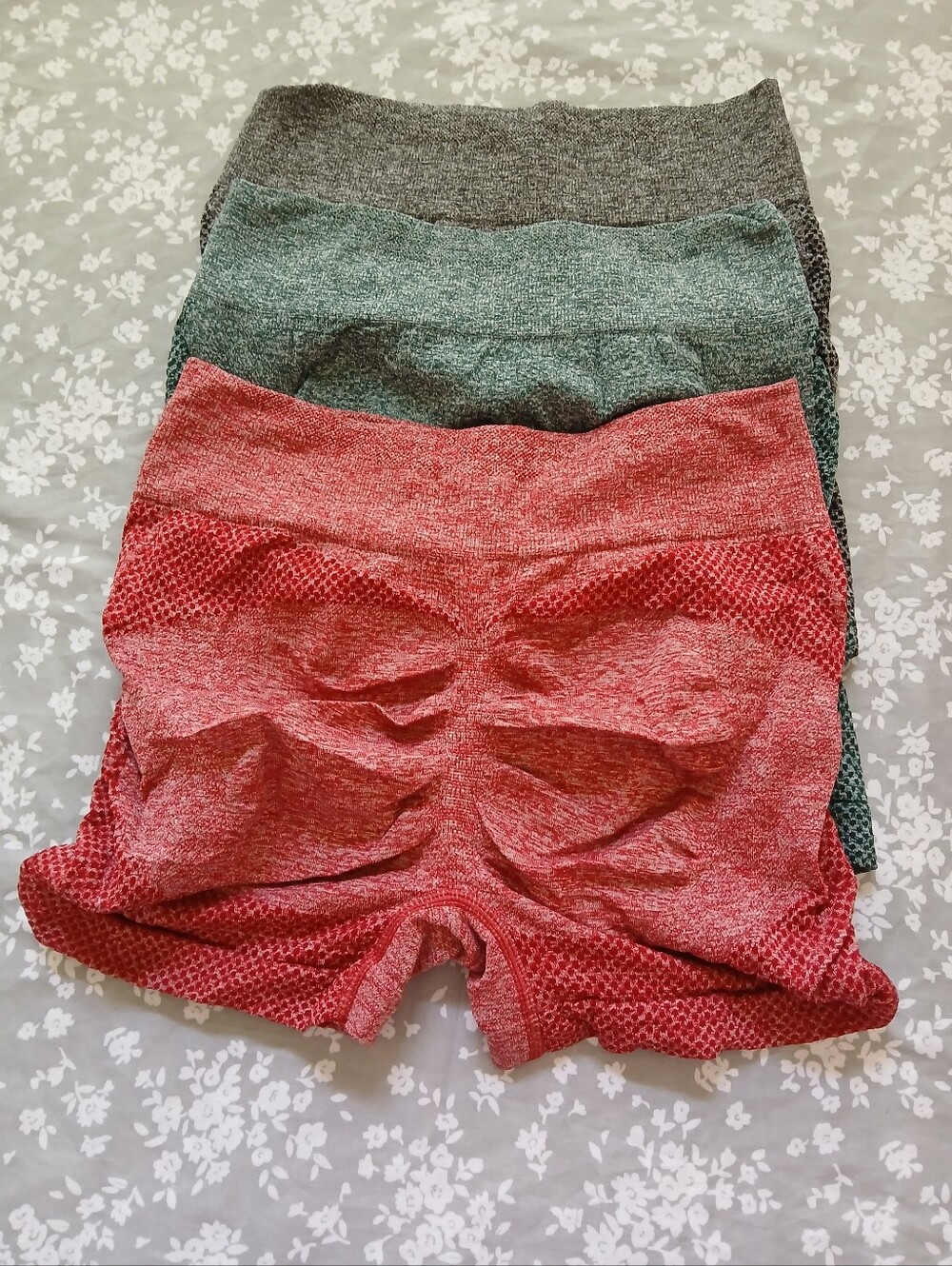 Bundle Of 3pcs Women’s Seamless Active Shorts - Red
